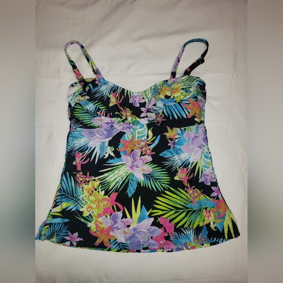 Island escape tankini top 10 - Picture 1 of 3